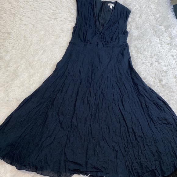 Garnet Hill Dresses & Skirts - Garnet Hill Fit and Flare Gauzy Lined Dress Black w faint metallic threa…